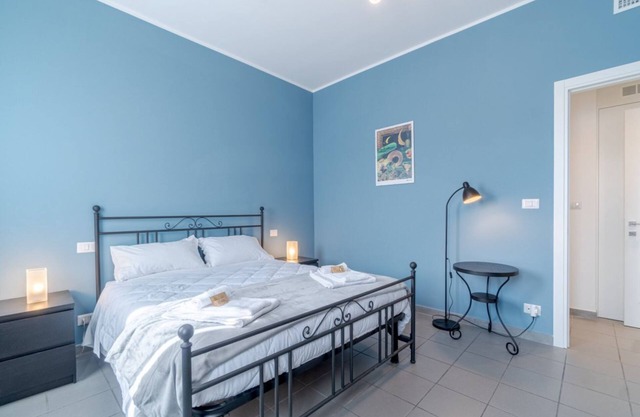 Asti Comentina Railway Functional Flat x3 Share Save