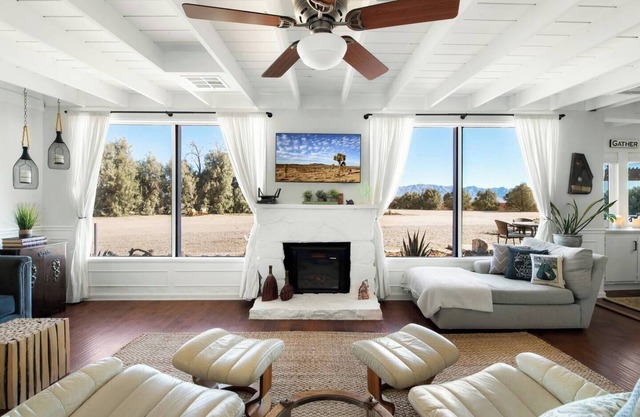 Astrotourism - 5 Acre Fenced - Pool & Jacuzzi