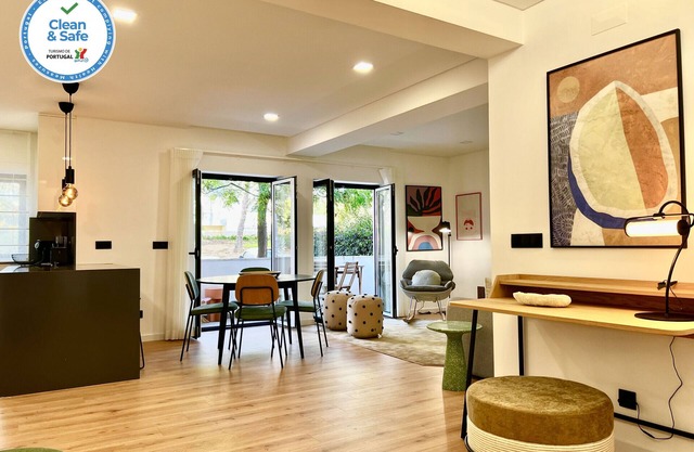 Classy modern apartment in Cascais