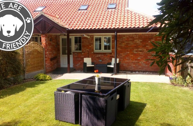 At the Beach Cottage - Sleeps 4-6