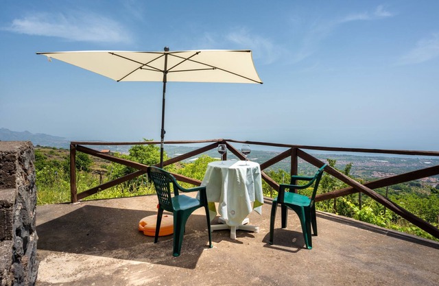 Am Fuße des Ätna Casa di Giò Meerblick mit Terrasse und großem umliegenden Park; Parkplatz vorhanden - Villa Panoramica - Montargano
