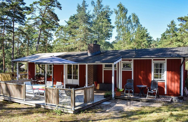 2 Zimmer Unterkunft in Yngsjö