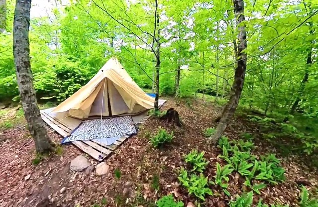 Atabeyra Bell Tent Taino Woods 15 mins to Bethel Woods Concerts, Casino, Falls