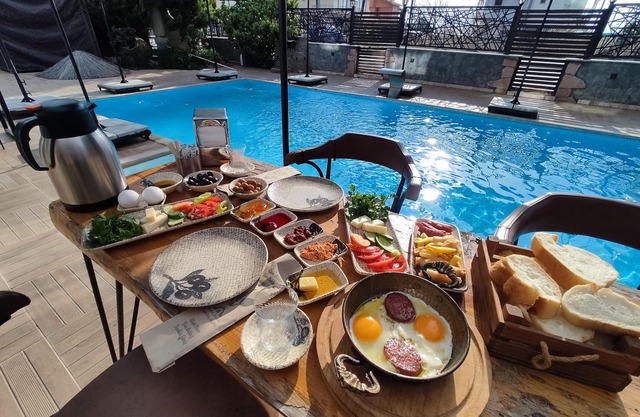 Aterna Hotel