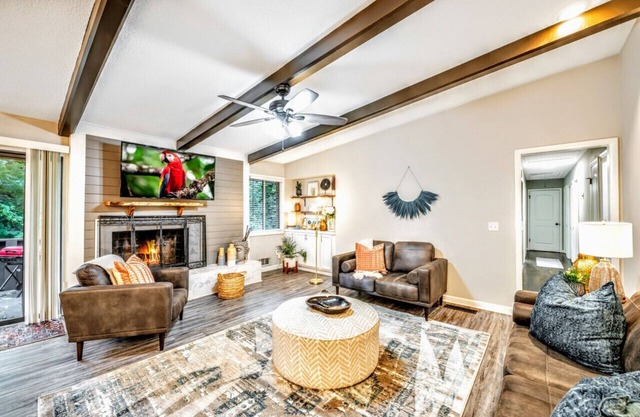 ATH - Marietta/Kennesaw- 4BR - Pet Friendly (kath)