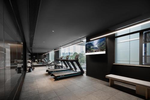 Atour Hotel Chongqing Liangjiang Happiness Plaza