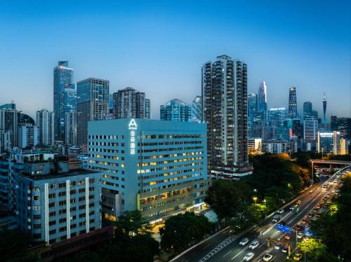 Atour Hotel Guangzhou Tianhe Sports Center - Free Shuttle bus to Canton Fair Hall & Free self-service laundry & Free midnight snack