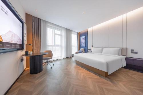 Atour Hotel Jinan Jingshidong Road Medicine Valley