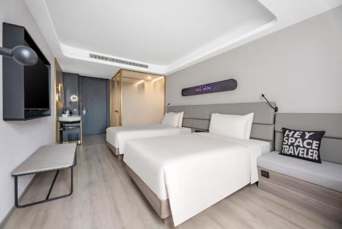 Atour X Hotel Dalian Huanan Plaza Huadong Road