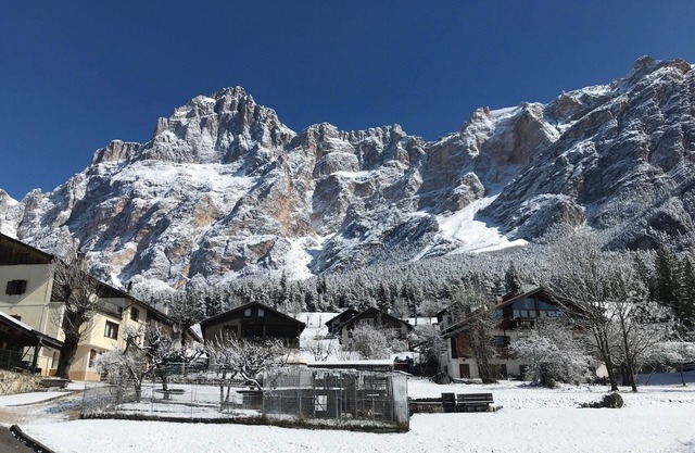 2-storey attic surrounded by greenery 5 minutes from Cortina