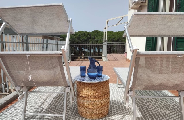 Attico Fronte Mare La Casetta Bianca