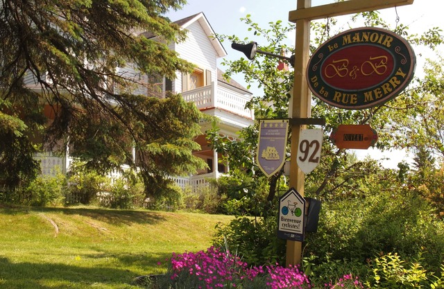 Au Manoir de la rue Merry