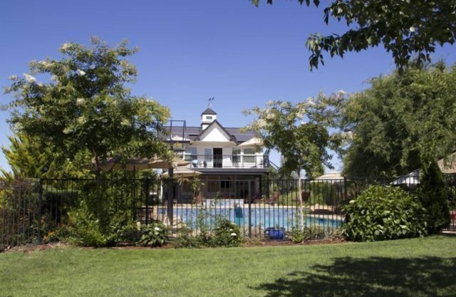 AUBURN HÜTTE Pool house, SPA UND BEGRÜNDUNG