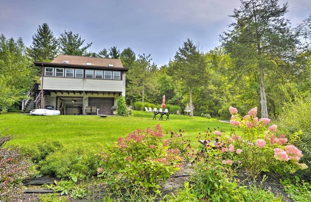 Home Near Owasco Lake mit Grill, Feuerstelle und 3 Kajaks!