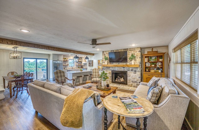 Great Views - Beautiful 20 ac retreat, gas fp, firepit, garage