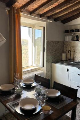 Aurina Boutique inn