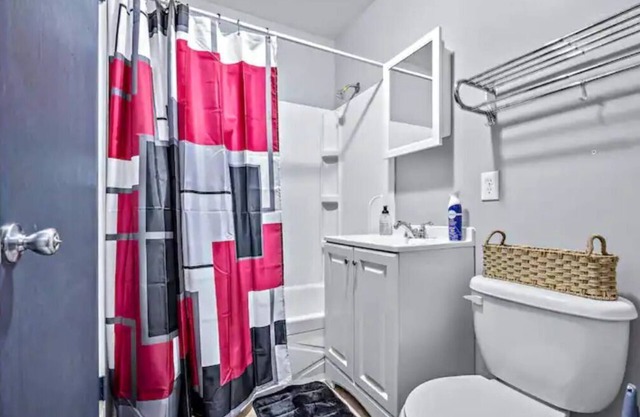 Aurora Gem: Cozy Studio, near Downtown Aurora