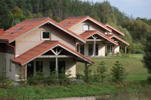Aurora houses