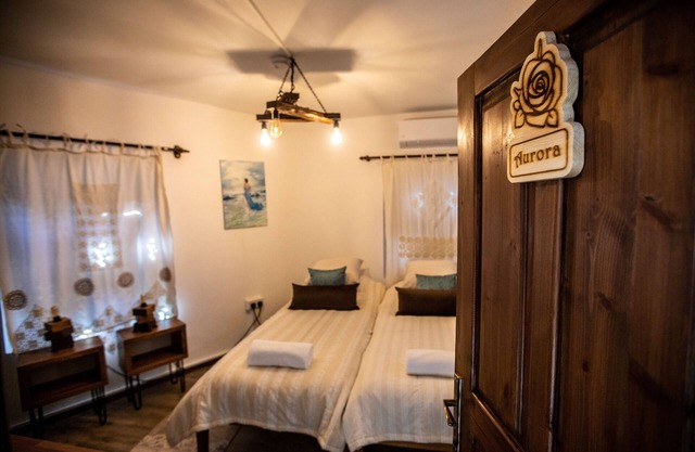 Aurora - Old Town EnSuite w/ Free Wifi&Breakfast