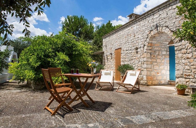 Authentische und schöne Trulli in Monopolis Landschaft