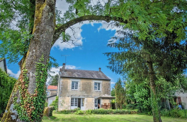 Authentisches Haus mit Aussicht in die Ardennen