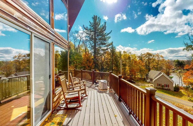 Autumn Hill Lakehouse