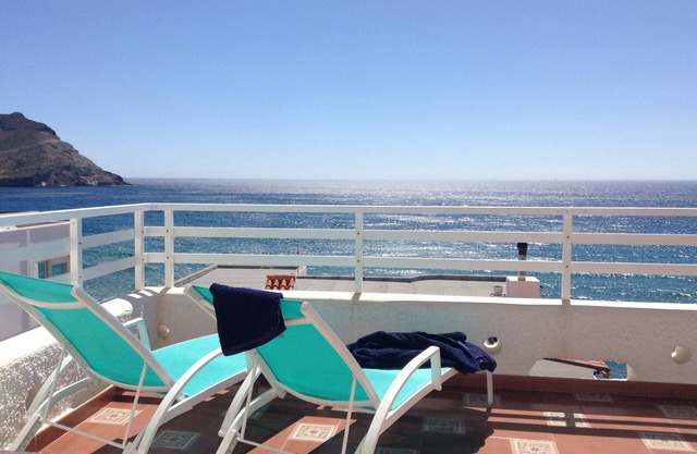 HERBST in SAN JOSE Apt 5 pax an 30 m Strand und herrlicher Terrasse, KAMIN