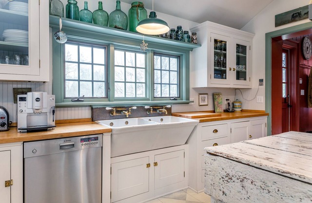 Gracious Country Home in Washington, Ct available for Summer 2022