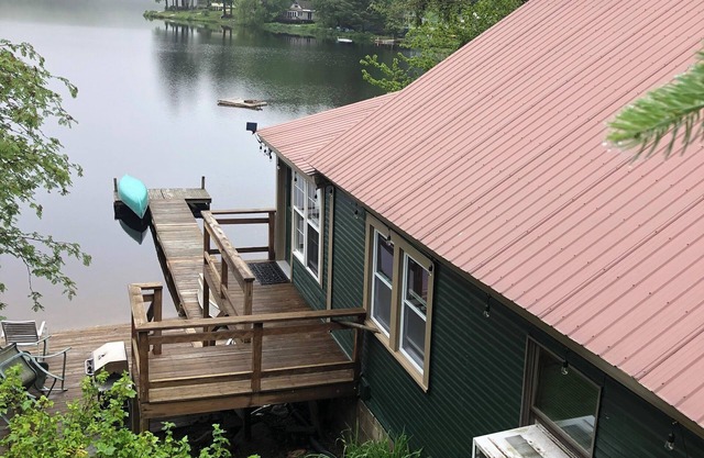 Ava Lakeside Cottage, Lakeview Cozy Cottage