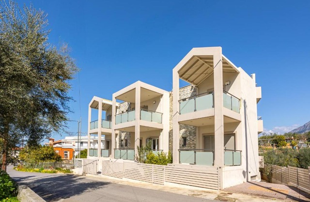 Avia Blue Maisonettes - Messinia Gulf Retreat