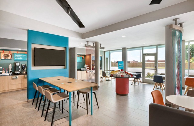 avid hotel Chicago O’Hare – Des Plaines by IHG