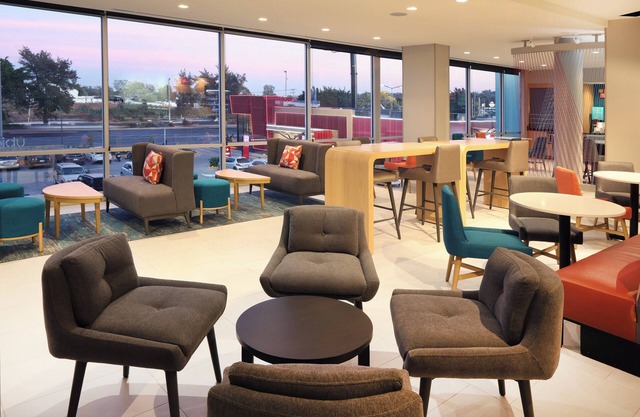 avid hotel Guadalajara Aeropuerto Norte by IHG