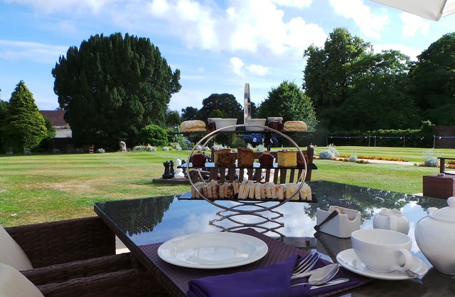 Avisford Park Hotel