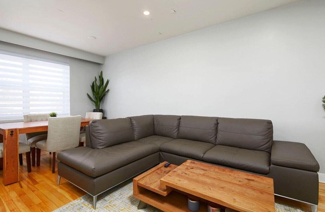 Awesome 2BR in Montreal