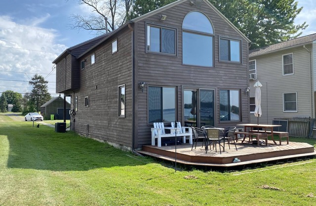 Fantastische 3 Zim Oneida Lake House Vermietung - Waterfront Retreat