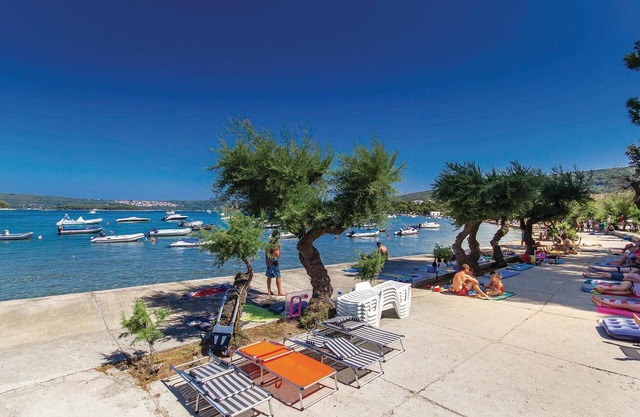 2 Zimmer Unterkunft in Kornic