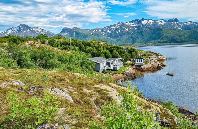 Schönes Haus in Laukvik mit WLAN