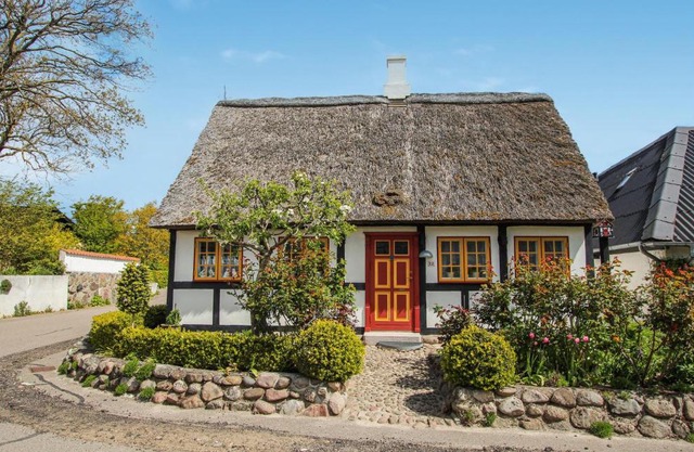 Awesome Home In Samsø With Wifi