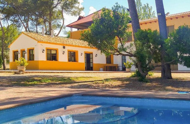 Tolles Haus in Vilallonga mit Küche