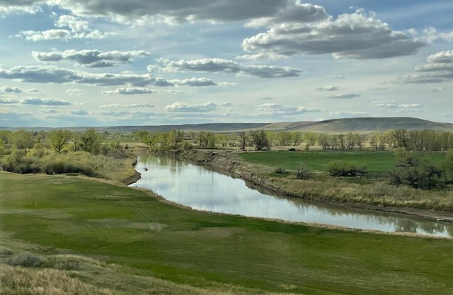 Awesome Home on the Sun River