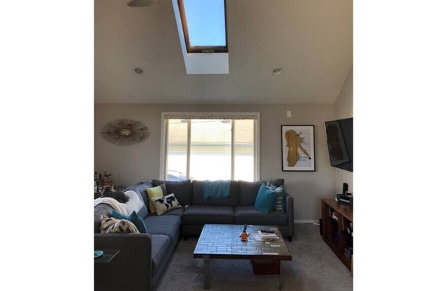 Awesome In Town Home! Near Birmingham,Troy and Royal Oak!