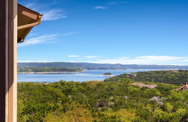 Fantastische neu renovierte Villa im Hollows Resort, großartiger Blick auf den Lake Travis und das Hügelland