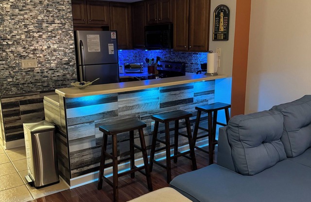 "Awesomeness at its best" Beach Front 5th Floor Condo. (FREE-Beach-Service)