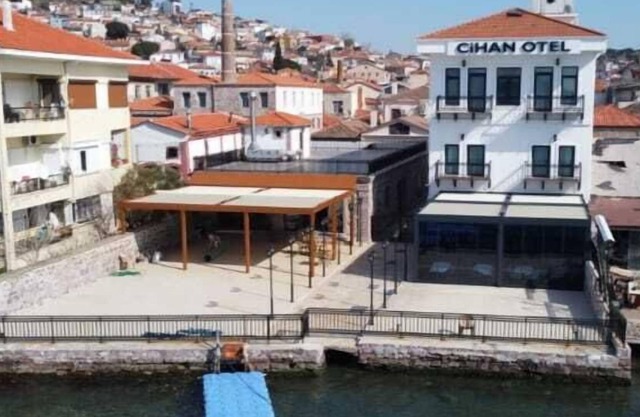 Ayvalık Cihan Otel