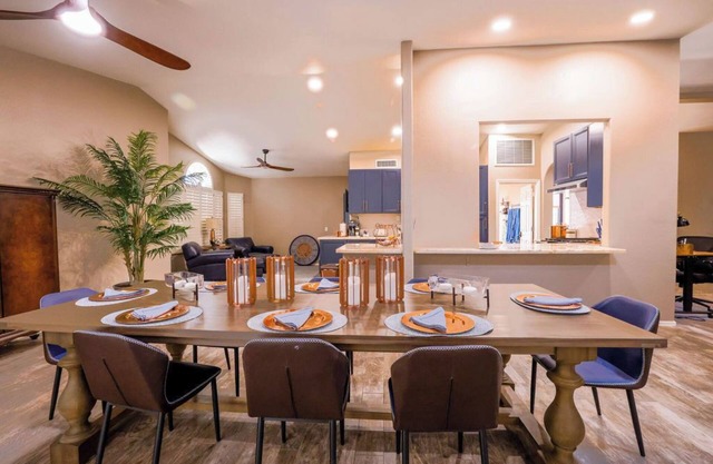 AZ Dream Golf Vacation 2 BR 2 bath house optional casita Oakwood Country Club