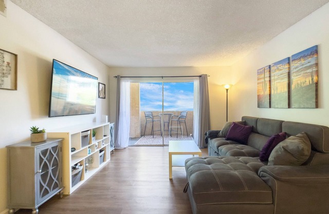 AZ Sunset-PRIME location-Tempe-Mesa-Phoenix-Close to Freeways- King Bed!