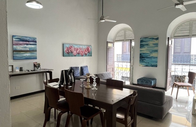 Azul Adoquín- Beautiful Apartment in the heart of Old San Juan