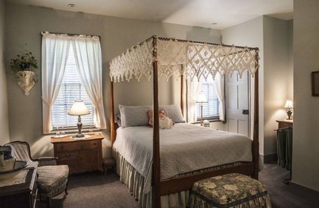 B&B at Oliver Phelps