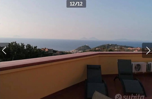 B&B con vista isole eolie a 5 min dal mare capo d'orlando - piscina -bici elett