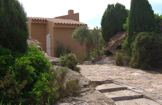 Studio B & B in einer Zweifamilienvilla mit Garten und Parkplatz